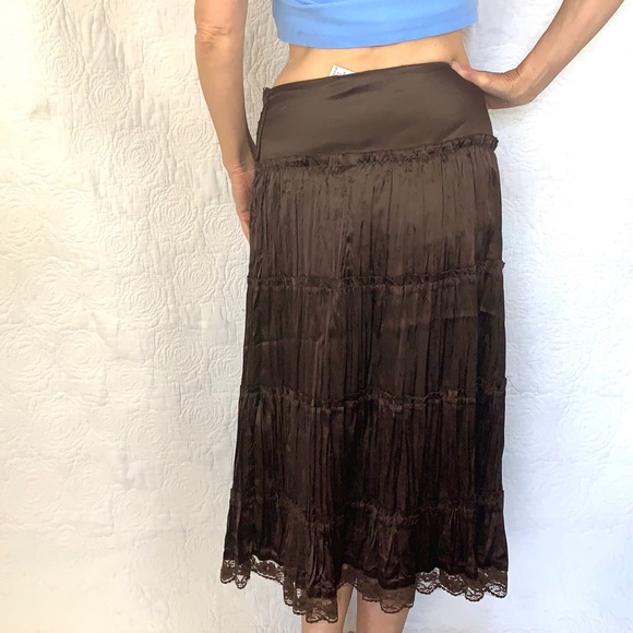 Brown skirt with sequins lace crinkle layers - Picture 3 of 7